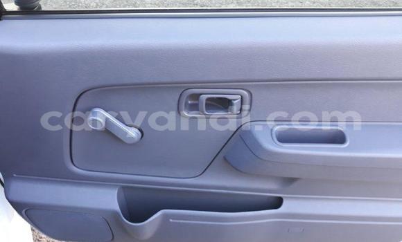 Acheter Occasion Voiture Nissan NP 300 Blanc à Lusaka, Zambie Acheter Occasion Voiture Nissan NP 300 Blanc à Lusaka, Zambie