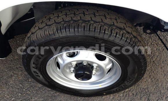 Acheter Occasion Voiture Nissan NP 300 Blanc à Lusaka, Zambie Acheter Occasion Voiture Nissan NP 300 Blanc à Lusaka, Zambie