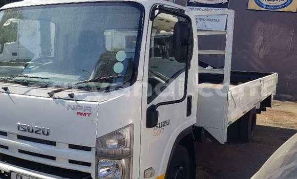 Buy Used Isuzu FTR 850 White Truck in Chililabombwe in Copperbelt Buy Used Isuzu FTR 850 White Truck in Chililabombwe in Copperbelt