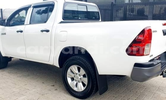 Acheter Occasion Voiture Toyota Hilux Blanc à Chipata, Zambie Acheter Occasion Voiture Toyota Hilux Blanc à Chipata, Zambie