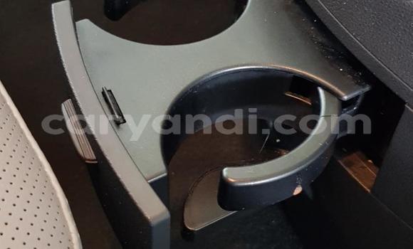 Buy Used Hyundai Starex (H-1) White Car in Chilanga in Lusaka Buy Used Hyundai Starex (H-1) White Car in Chilanga in Lusaka