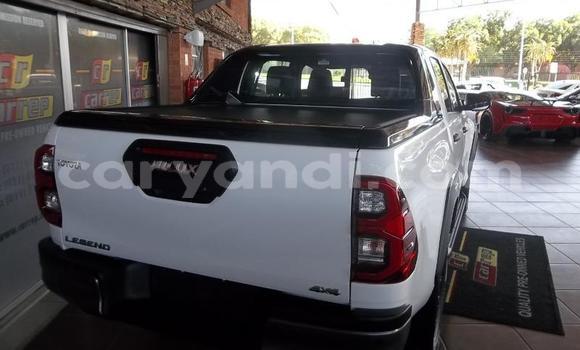 Buy Used Toyota Hilux White Car in Chingola in Zambia Buy Used Toyota Hilux White Car in Chingola in Zambia