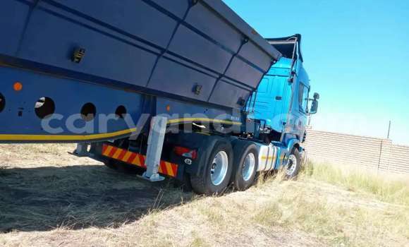 Acheter Occasion Utilitaire Scania Irizar Bleu à Chingola, Zambie Acheter Occasion Utilitaire Scania Irizar Bleu à Chingola, Zambie