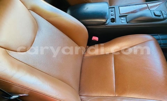 Nunua Ilio tumika Lexus RX Nyeusi Gari ndani ya Lusaka nchini Zambia Nunua Ilio tumika Lexus RX Nyeusi Gari ndani ya Lusaka nchini Zambia