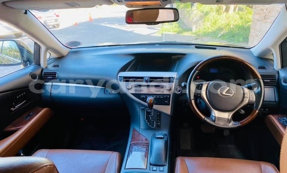 Nunua Ilio tumika Lexus RX Nyeusi Gari ndani ya Lusaka nchini Zambia Nunua Ilio tumika Lexus RX Nyeusi Gari ndani ya Lusaka nchini Zambia
