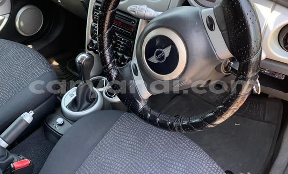 Nunua Ilio tumika MINI Cooper Nyekundu Gari ndani ya Lusaka nchini Zambia Nunua Ilio tumika MINI Cooper Nyekundu Gari ndani ya Lusaka nchini Zambia