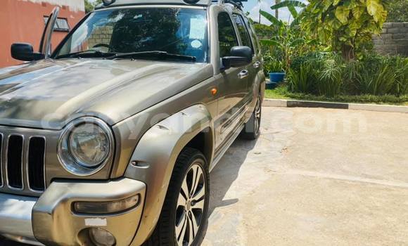 Nunua Ilio tumika Jeep Cherokee Beige Gari ndani ya Lusaka nchini Zambia Nunua Ilio tumika Jeep Cherokee Beige Gari ndani ya Lusaka nchini Zambia