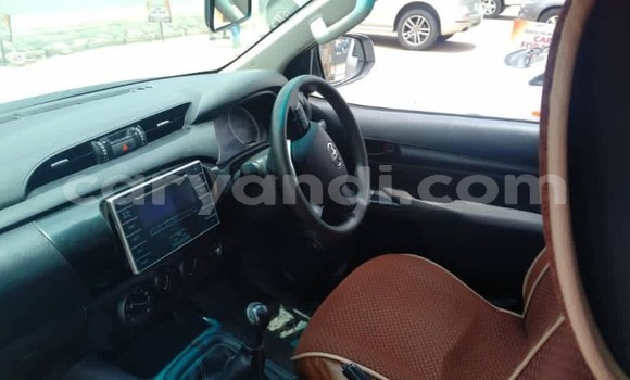 Nunua Ilio tumika Toyota Hilux Nyeupe Gari ndani ya Lusaka nchini Zambia Nunua Ilio tumika Toyota Hilux Nyeupe Gari ndani ya Lusaka nchini Zambia