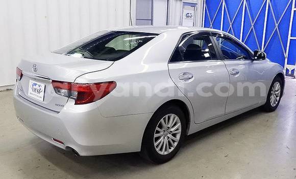 Acheter Import Voiture Toyota Mark X Gris à Lusaka, Zambie Acheter Import Voiture Toyota Mark X Gris à Lusaka, Zambie