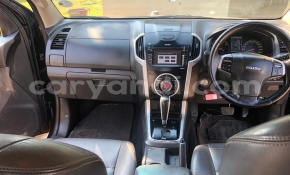 Nunua Ilio tumika Isuzu KB Nyeusi Gari ndani ya Lusaka nchini Zambia Nunua Ilio tumika Isuzu KB Nyeusi Gari ndani ya Lusaka nchini Zambia