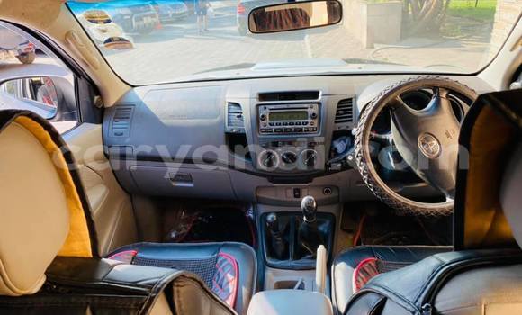 Nunua Ilio tumika Toyota Hilux Fedha Gari ndani ya Lusaka nchini Zambia Nunua Ilio tumika Toyota Hilux Fedha Gari ndani ya Lusaka nchini Zambia