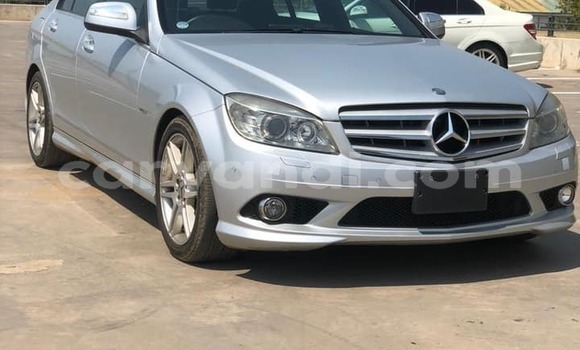 Nunua Ilio tumika Mercedes‒Benz C–Class Fedha Gari ndani ya Lusaka nchini Zambia Nunua Ilio tumika Mercedes‒Benz C–Class Fedha Gari ndani ya Lusaka nchini Zambia