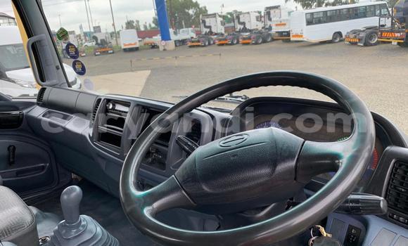 Buy Used Hino 300 Series White Truck in Chililabombwe in Copperbelt Buy Used Hino 300 Series White Truck in Chililabombwe in Copperbelt