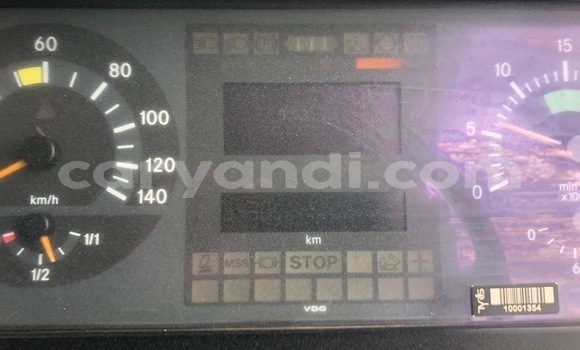 Nunua Ilio tumika Mercedes–Benz 1520 Nyeupe Lori ndani ya Chingola nchini Zambia Nunua Ilio tumika Mercedes–Benz 1520 Nyeupe Lori ndani ya Chingola nchini Zambia