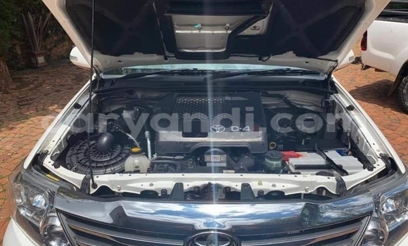 Acheter Occasion Voiture Toyota Fortuner Blanc à Chipata, Zambie Acheter Occasion Voiture Toyota Fortuner Blanc à Chipata, Zambie