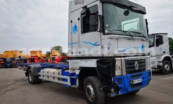 Buy Used Renault Master Other Truck in Chingola in Zambia