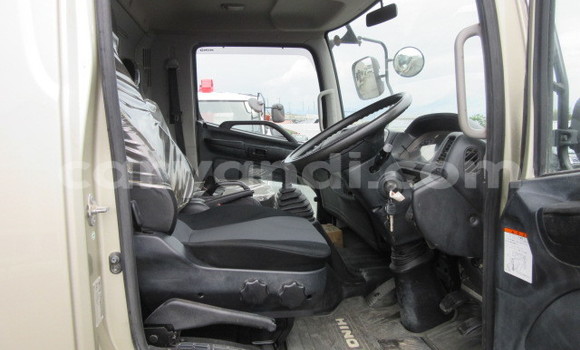 Acheter Occasion Utilitaire Hino Ranger Autre à Chingola, Zambie Acheter Occasion Utilitaire Hino Ranger Autre à Chingola, Zambie
