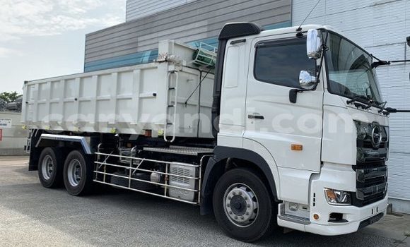 Nunua Mpya Hino Ranger Nyeupe Lori ndani ya Chingola nchini Zambia Nunua Mpya Hino Ranger Nyeupe Lori ndani ya Chingola nchini Zambia