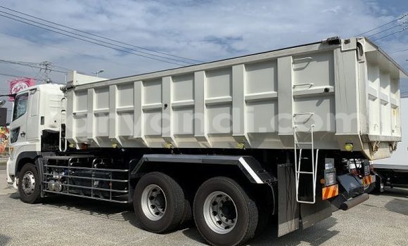 Nunua Mpya Hino Ranger Nyeupe Lori ndani ya Chingola nchini Zambia Nunua Mpya Hino Ranger Nyeupe Lori ndani ya Chingola nchini Zambia