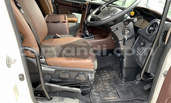 Nunua Mpya Hino Ranger Nyeupe Lori ndani ya Chingola nchini Zambia Nunua Mpya Hino Ranger Nyeupe Lori ndani ya Chingola nchini Zambia