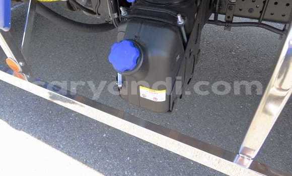 Buy Used Isuzu FTR 850 Blue Truck in Chipata in Zambia Buy Used Isuzu FTR 850 Blue Truck in Chipata in Zambia