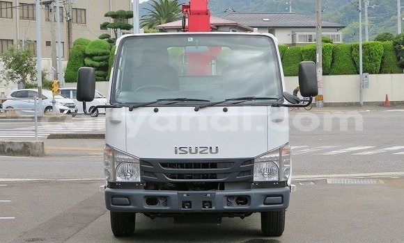 Acheter Occasion Utilitaire Isuzu FTR 850 Blanc à Chilanga, Lusaka Acheter Occasion Utilitaire Isuzu FTR 850 Blanc à Chilanga, Lusaka
