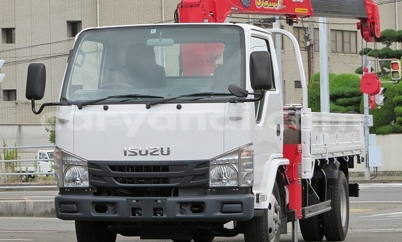 Acheter Occasion Utilitaire Isuzu FTR 850 Blanc à Chilanga, Lusaka Acheter Occasion Utilitaire Isuzu FTR 850 Blanc à Chilanga, Lusaka