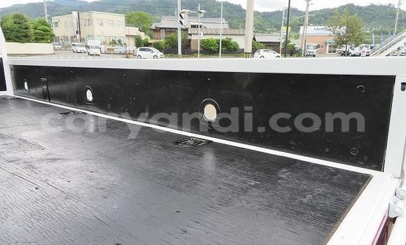 Acheter Occasion Utilitaire Isuzu FTR 850 Blanc à Chilanga, Lusaka Acheter Occasion Utilitaire Isuzu FTR 850 Blanc à Chilanga, Lusaka