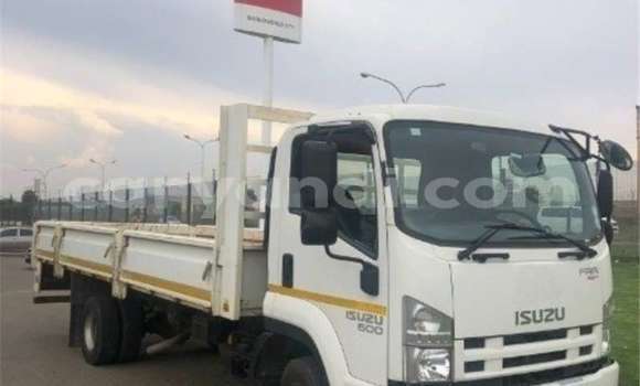 Acheter Occasion Utilitaire Isuzu FTR 850 Blanc à Chingola, Zambie Acheter Occasion Utilitaire Isuzu FTR 850 Blanc à Chingola, Zambie