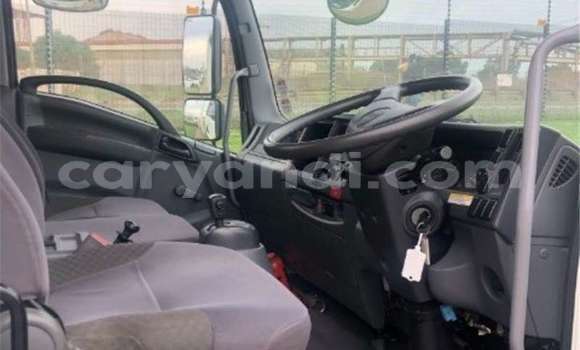 Acheter Occasion Utilitaire Isuzu FTR 850 Blanc à Chingola, Zambie Acheter Occasion Utilitaire Isuzu FTR 850 Blanc à Chingola, Zambie