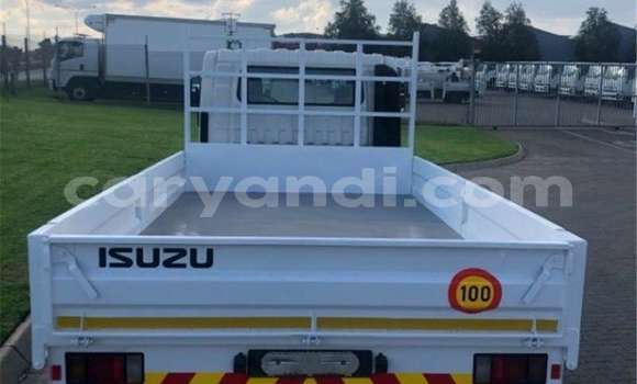 Buy Used Isuzu FTR 850 White Truck in Chinsali in Northern Buy Used Isuzu FTR 850 White Truck in Chinsali in Northern