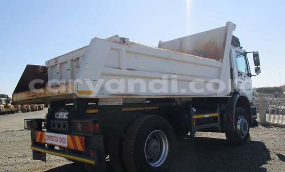 Buy Used Mercedes–Benz 1622 White Truck in Chingola in Zambia Buy Used Mercedes–Benz 1622 White Truck in Chingola in Zambia