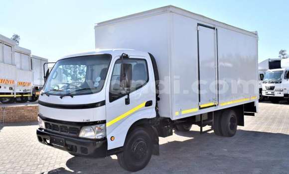 Acheter Occasion Utilitaire Toyota Dyna Blanc à Chinsali, Nord Acheter Occasion Utilitaire Toyota Dyna Blanc à Chinsali, Nord