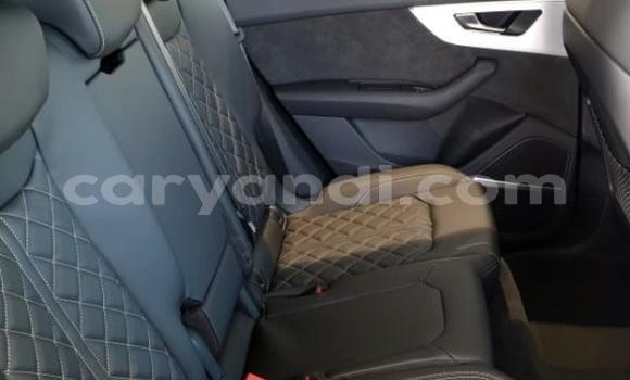 Acheter Occasion Voiture Audi Q8 Noir à Lusaka, Zambie Acheter Occasion Voiture Audi Q8 Noir à Lusaka, Zambie