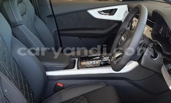 Acheter Occasion Voiture Audi Q8 Noir à Lusaka, Zambie Acheter Occasion Voiture Audi Q8 Noir à Lusaka, Zambie