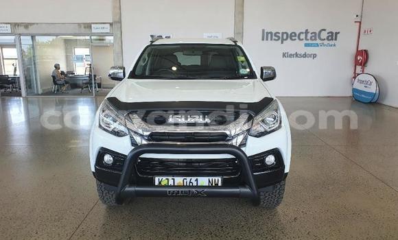 Tenga Tsaru Isuzu MU Chena Mota in Lusaka in Zambia