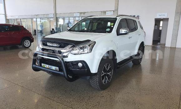 Tenga Tsaru Isuzu MU Chena Mota in Lusaka in Zambia Tenga Tsaru Isuzu MU Chena Mota in Lusaka in Zambia