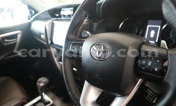 Acheter Occasion Voiture Toyota Fortuner Blanc à Lusaka, Zambie Acheter Occasion Voiture Toyota Fortuner Blanc à Lusaka, Zambie