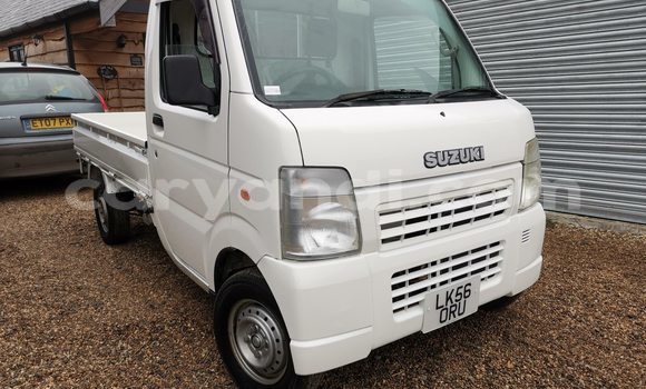 Buy Used Suzuki Carry White Truck in Chilanga in Lusaka