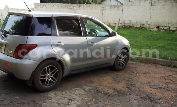 Buy Used Toyota IST Silver Car in Chambishi in Copperbelt Buy Used Toyota IST Silver Car in Chambishi in Copperbelt