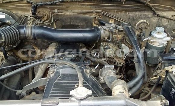 Buy Used Toyota Hilux Silver Car in Chambishi in Copperbelt Buy Used Toyota Hilux Silver Car in Chambishi in Copperbelt