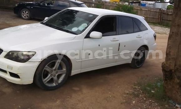 Buy Used Toyota Altezza White Car in Chambishi in Copperbelt Buy Used Toyota Altezza White Car in Chambishi in Copperbelt