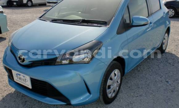 Acheter Import Voiture Toyota Vitz Bleu à Chipata, Zambie Acheter Import Voiture Toyota Vitz Bleu à Chipata, Zambie