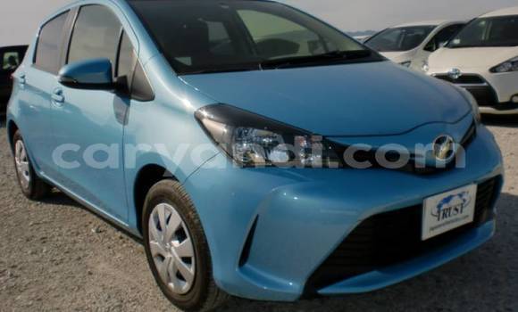 Acheter Import Voiture Toyota Vitz Bleu à Chipata, Zambie Acheter Import Voiture Toyota Vitz Bleu à Chipata, Zambie