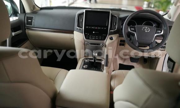 Acheter Occasion Voiture Toyota Land Cruiser Blanc à Kasama, Zambie Acheter Occasion Voiture Toyota Land Cruiser Blanc à Kasama, Zambie