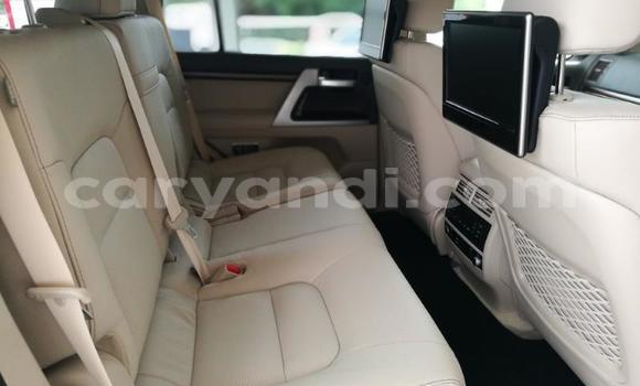 Acheter Occasion Voiture Toyota Land Cruiser Blanc à Kasama, Zambie Acheter Occasion Voiture Toyota Land Cruiser Blanc à Kasama, Zambie