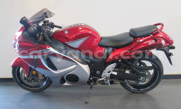 Buy Import Suzuki HAYABUSA Red Bike in Itezhi–Tezhi in Southern Buy Import Suzuki HAYABUSA Red Bike in Itezhi–Tezhi in Southern