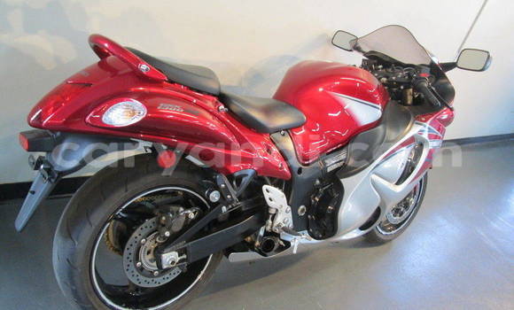 Buy Import Suzuki HAYABUSA Red Bike in Itezhi–Tezhi in Southern Buy Import Suzuki HAYABUSA Red Bike in Itezhi–Tezhi in Southern