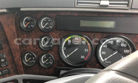 Buy Used Caterpillar 120 White Truck in Chipata in Zambia Buy Used Caterpillar 120 White Truck in Chipata in Zambia