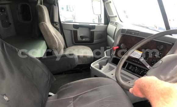 Buy Used Caterpillar 120 White Truck in Chipata in Zambia Buy Used Caterpillar 120 White Truck in Chipata in Zambia